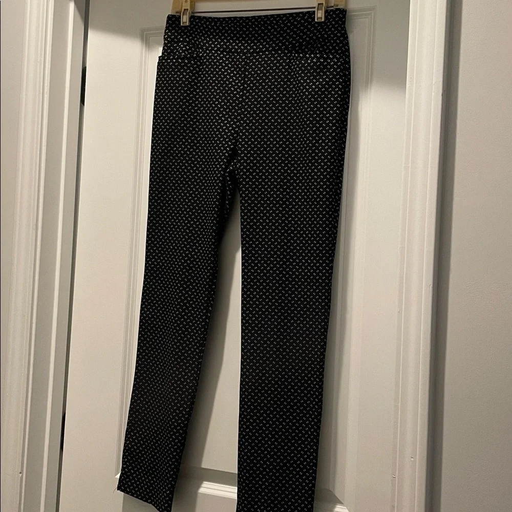 Chico’s Graphic Patterned Pants BlackWhite Size 4R Straight Leg Slimming Preppy - Picture 14 of 14